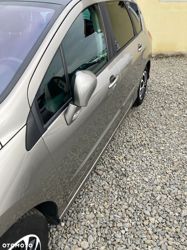 Peugeot 308 HDi FAP 110 EGS6 Premium - 4