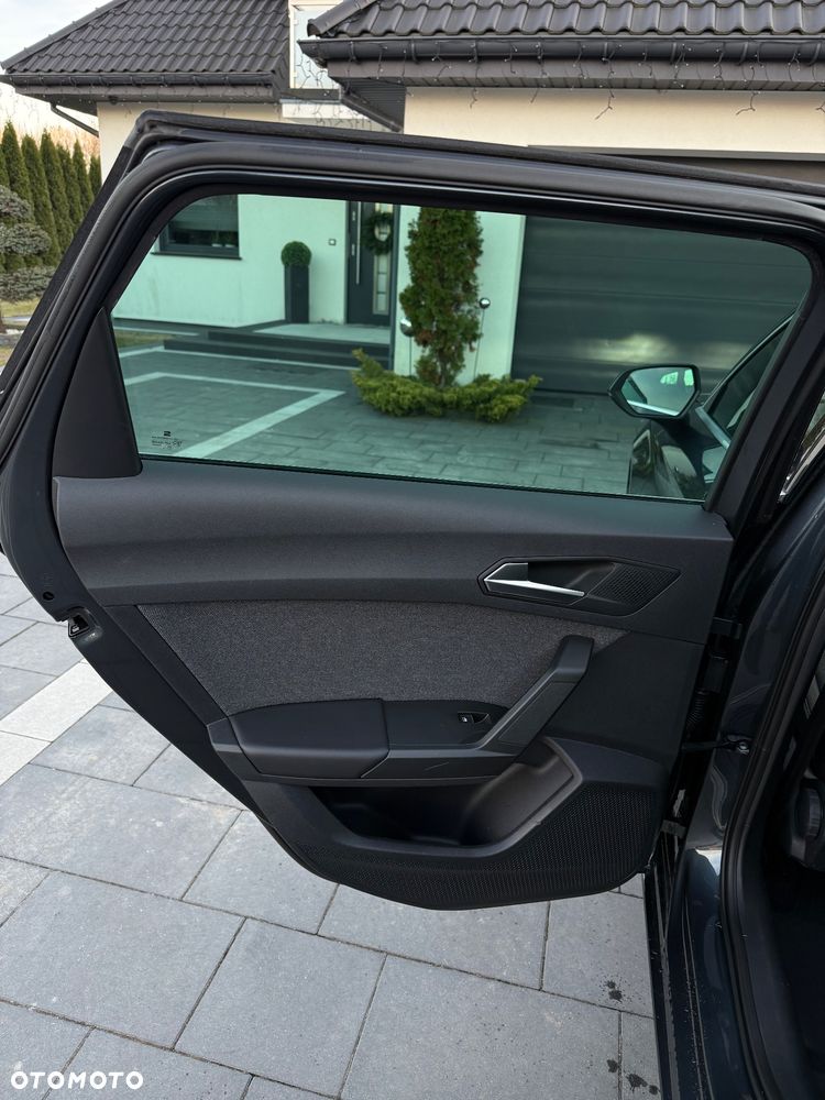 Seat Leon Sportstourer 2.0 TDI DPF DSG Xcellence - 29
