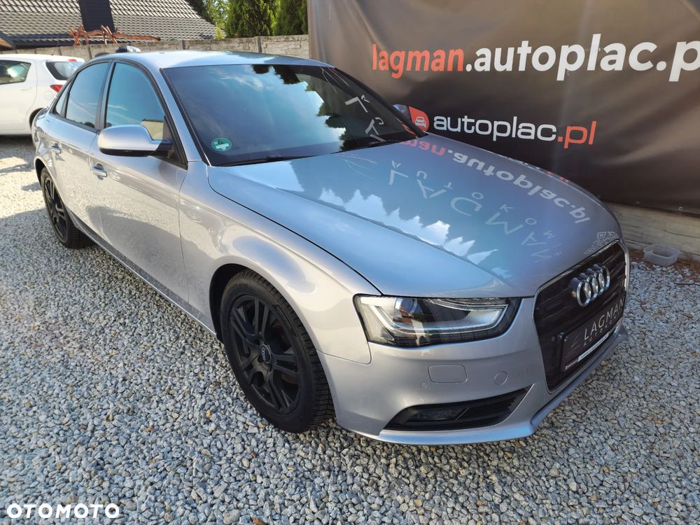 Audi A4 Limousine - 4