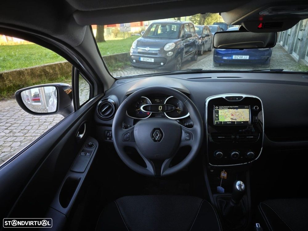 Renault Clio 1.5 dCi Dynamique S - 17