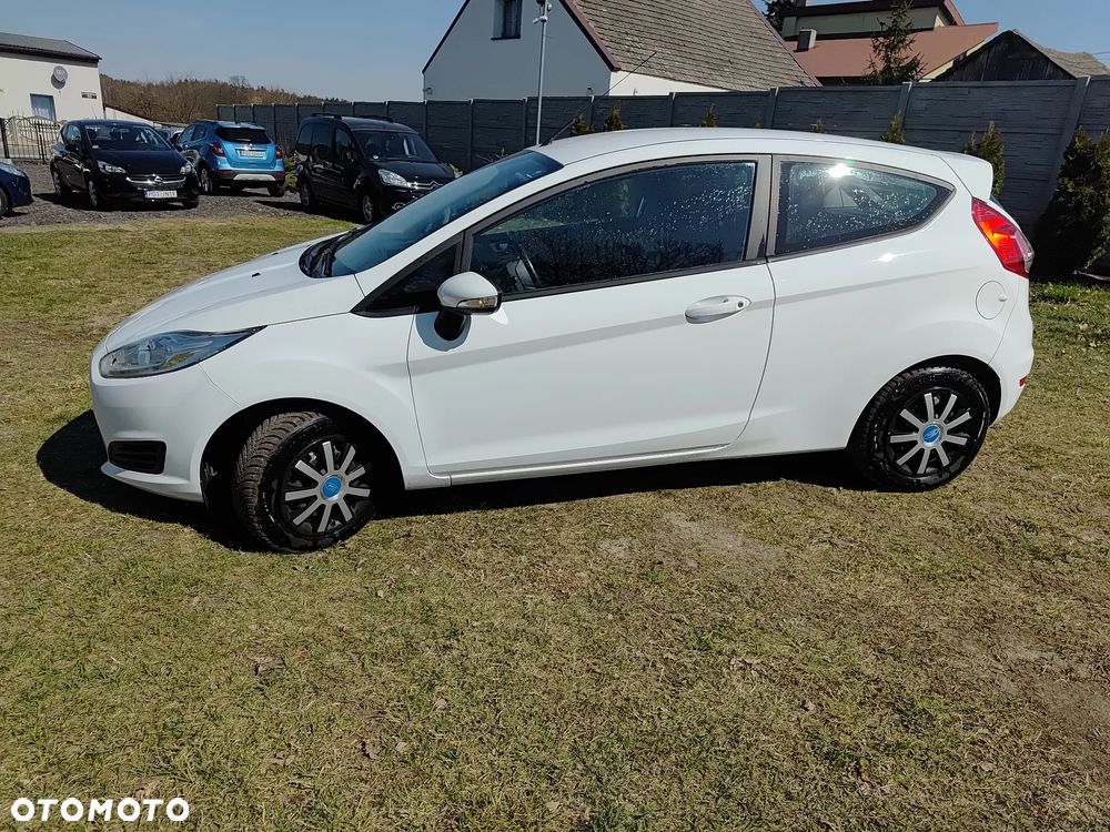 Ford Fiesta 1.25 Ambiente EU5 - 6