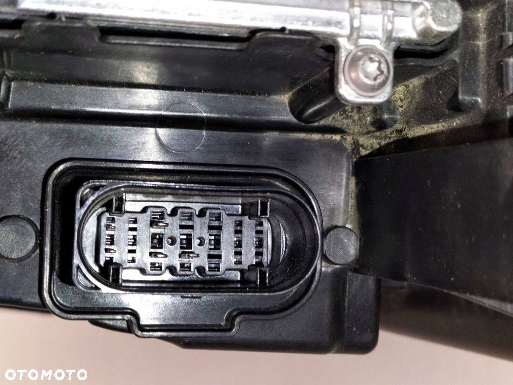 lampa przednia reflektor prawa vw passat b9 24- full led - 7