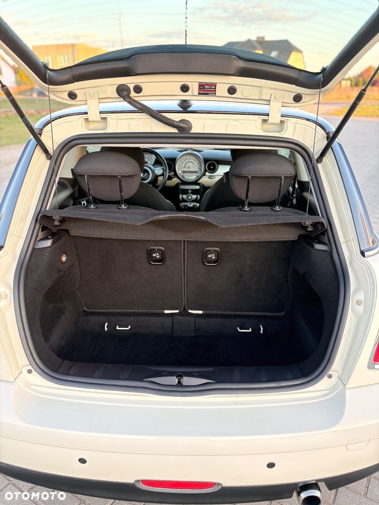 MINI Cooper Standard - 15
