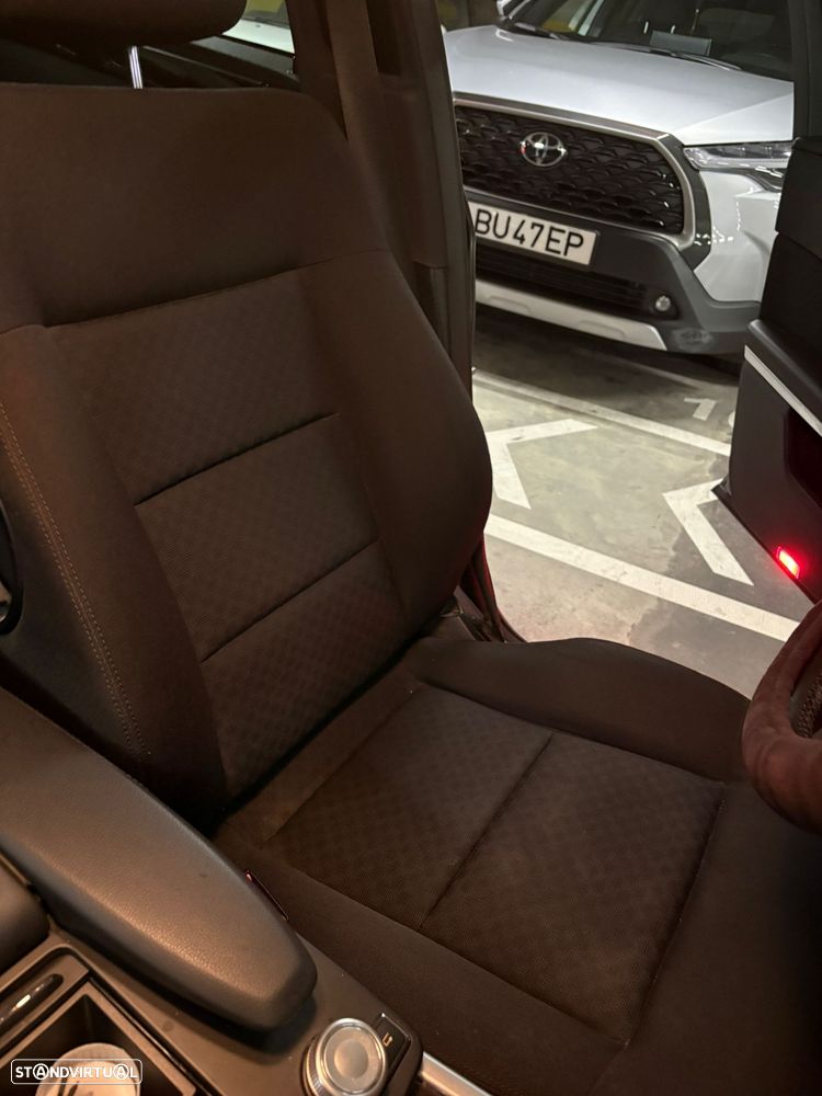 Mercedes-Benz E 220 CDI DPF BlueEFFICIENCY Auto - 7