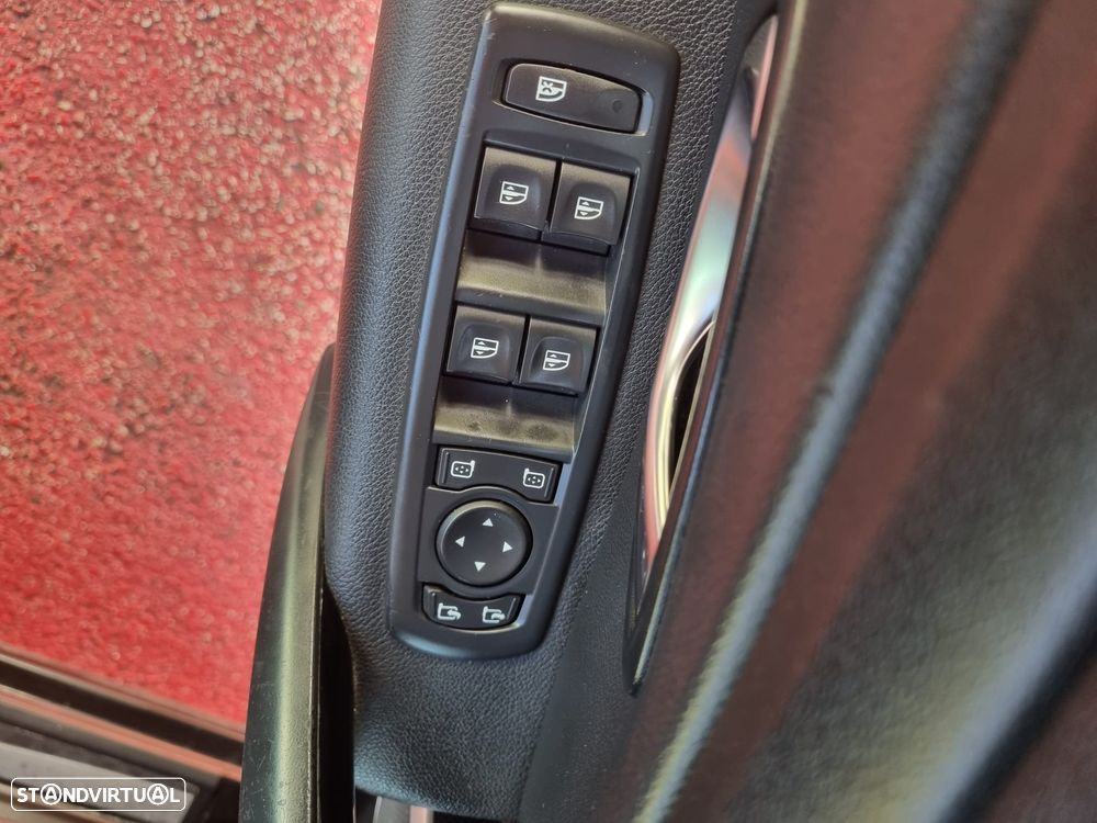 Renault Mégane Sport Tourer 1.5 dCi Dynamique S - 13