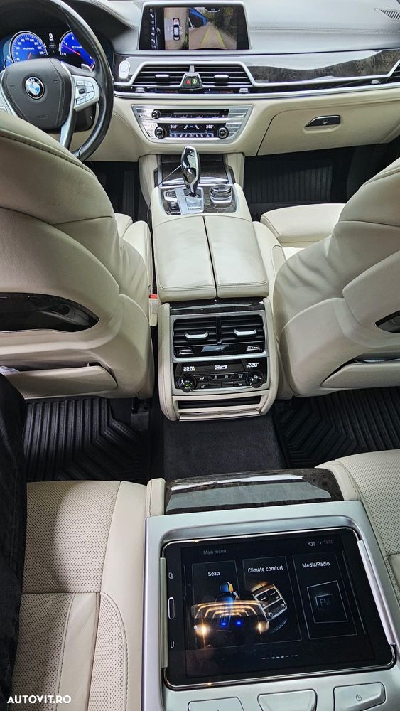 BMW Seria 7 740d xDrive - 9