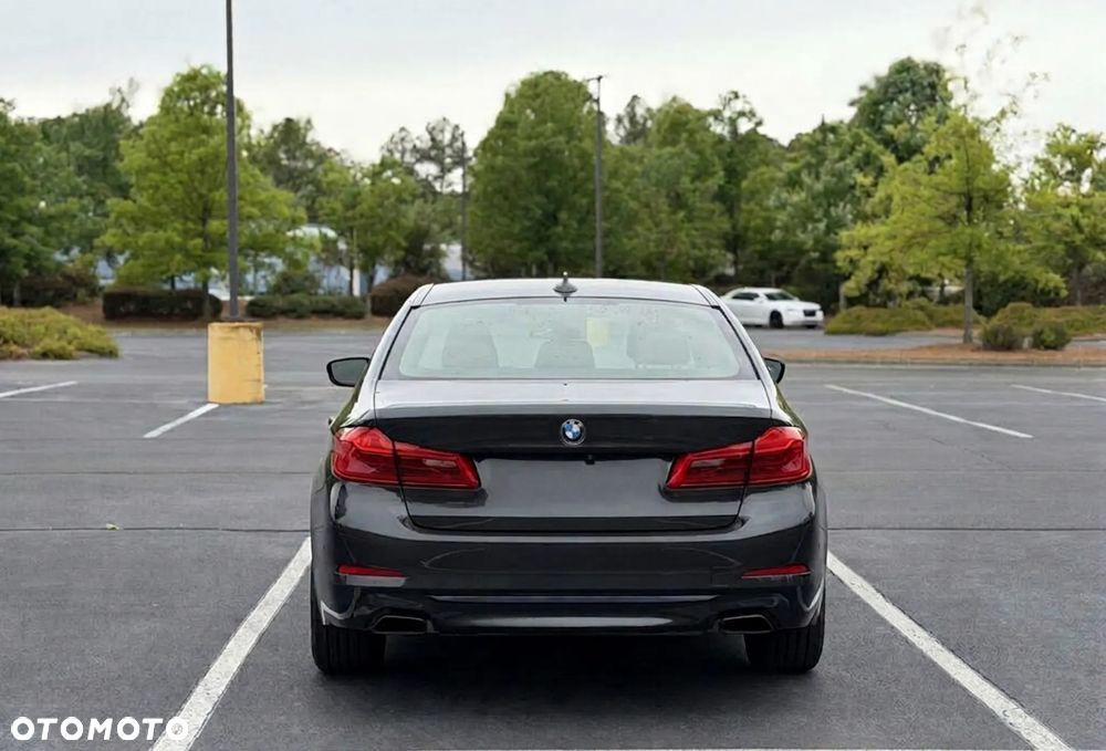 BMW Seria 5 520d Luxury Line - 6