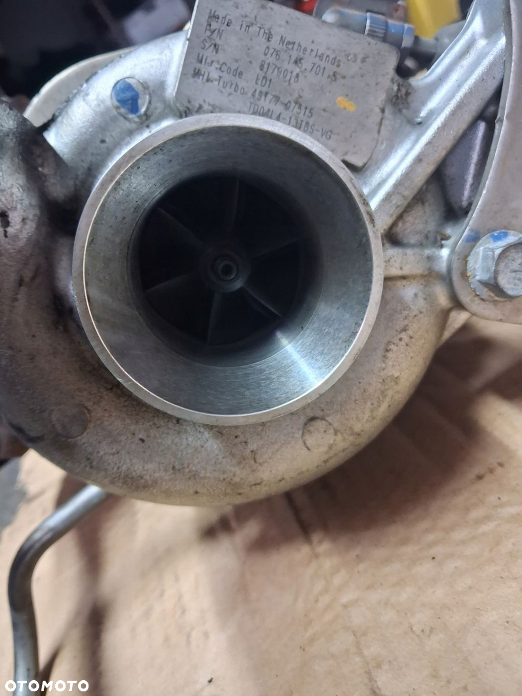 Turbina turbosprężarka VW Crafter I 2.5 TDI 076145701S - 2