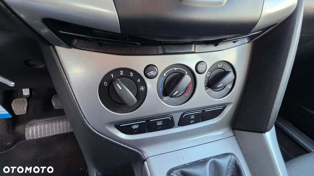 Ford Focus - 14