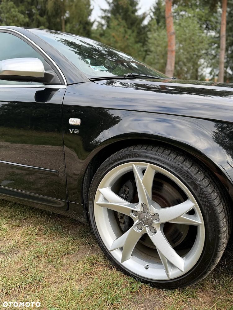 Audi S4 Limousine 4.2 Quattro Tiptr - 8