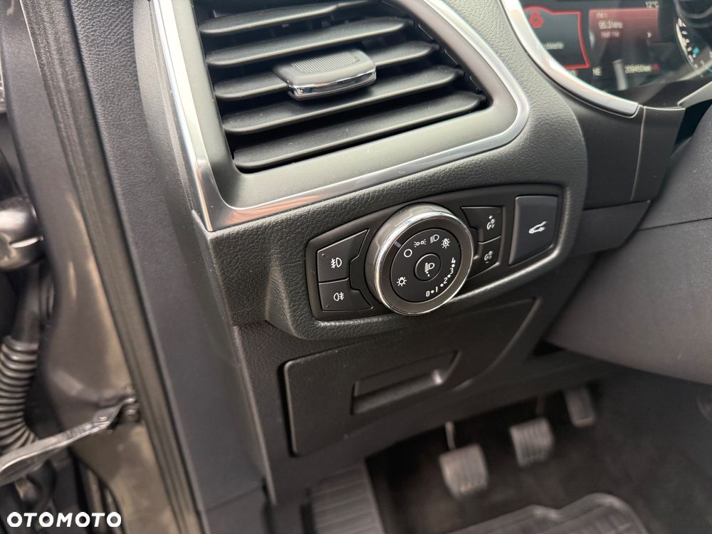 Ford Galaxy 2.0 TDCi Titanium - 25