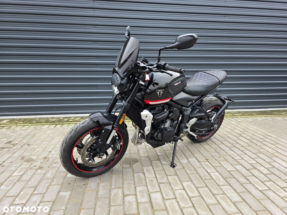 Triumph Trident - 4