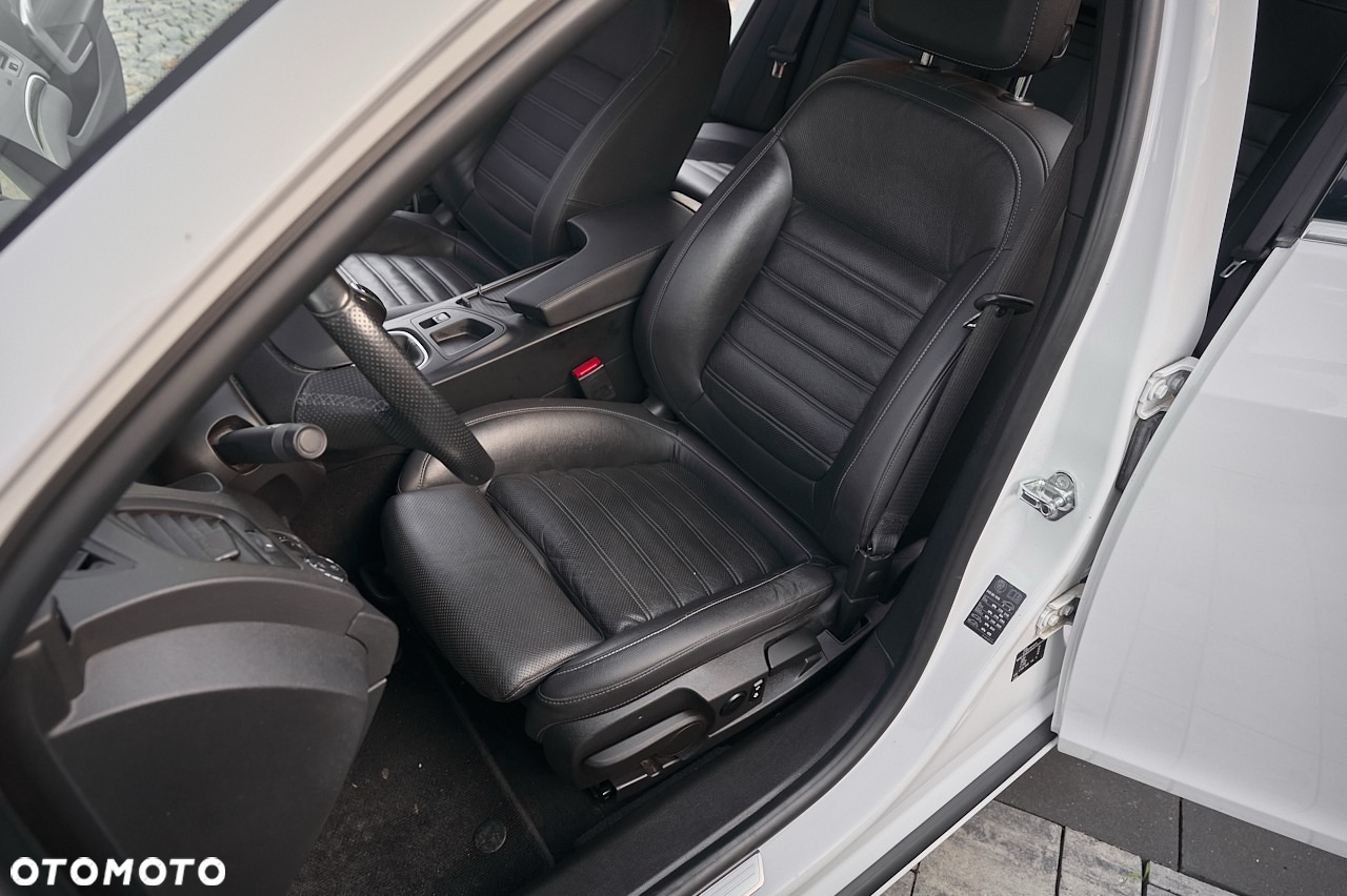 Opel Insignia - 28