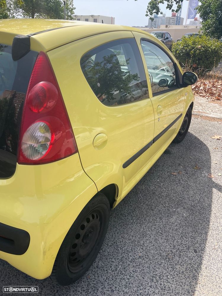 Peugeot 107 1.0 Urban - 3
