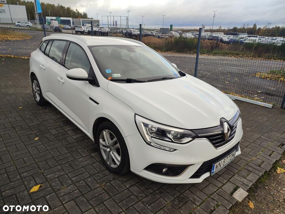 Renault Megane 1.5 Blue dCi Business - 10