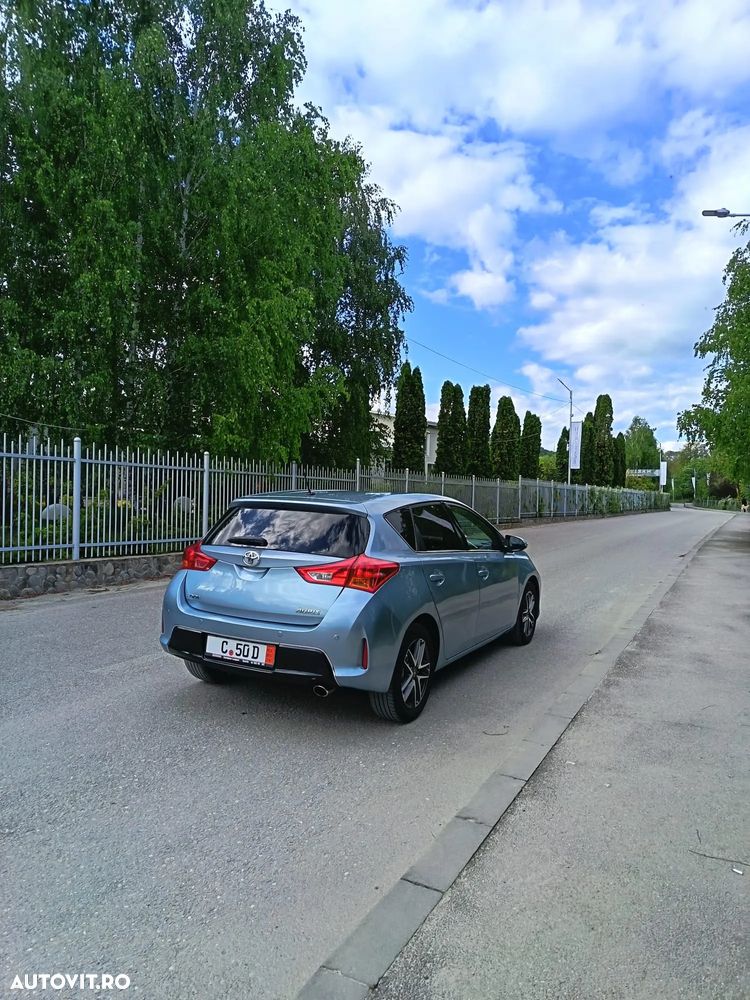 Toyota Auris 2.0 D-4D Edition - 13