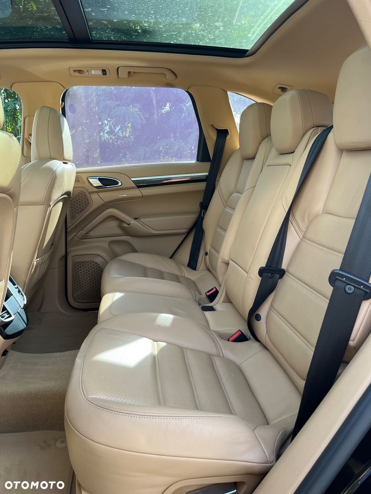 Porsche Cayenne S Tiptronic S - 26