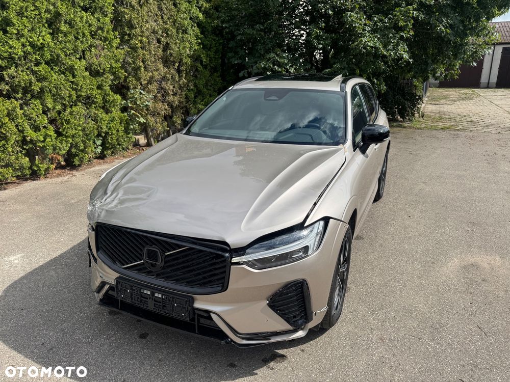 Volvo XC 60 B5 B AWD Plus Black Edition - 34