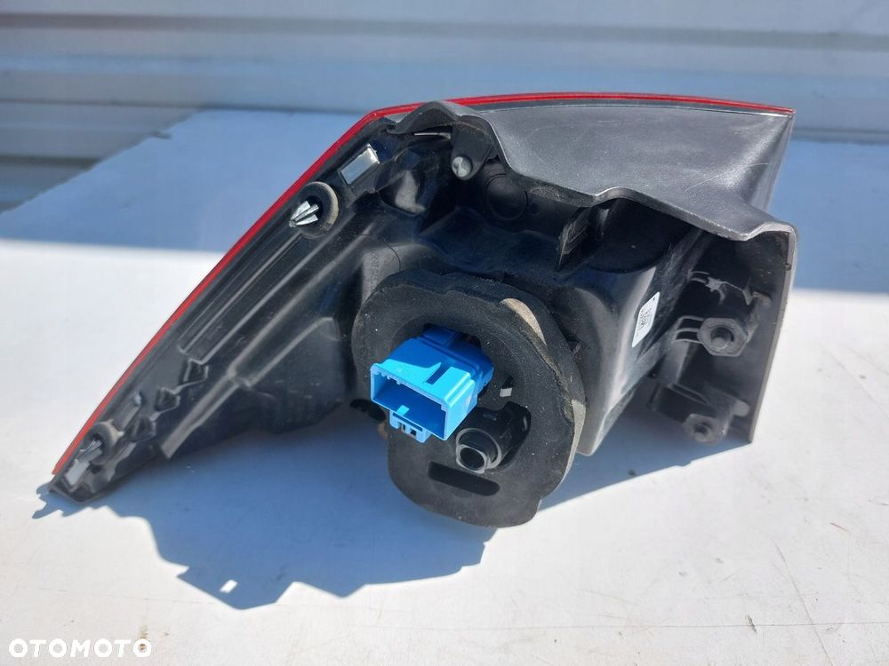 LAMPA PRAWY TYŁ LED VW GOLF VII EU - 4