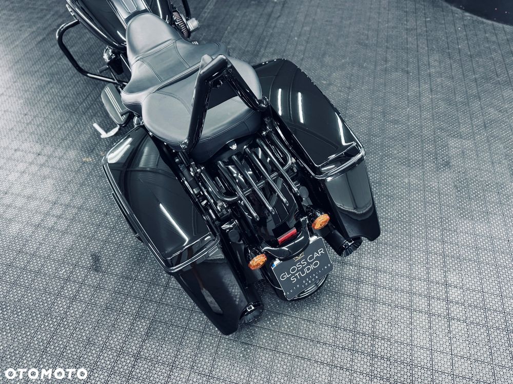 Harley-Davidson Touring Road King - 15