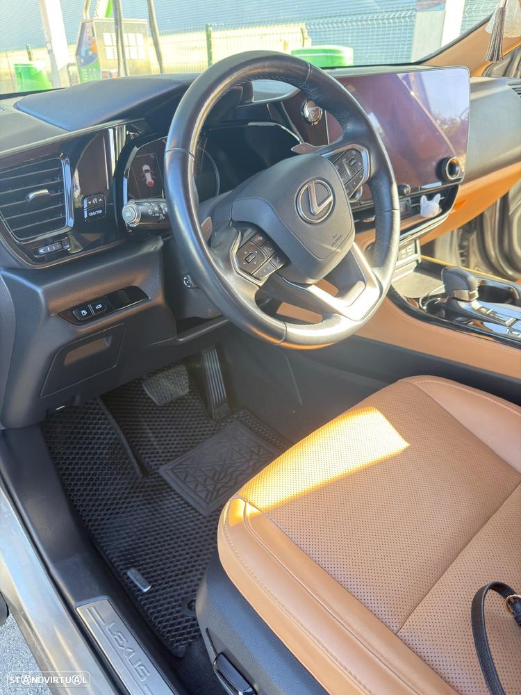 Lexus NX 450h+ - 8