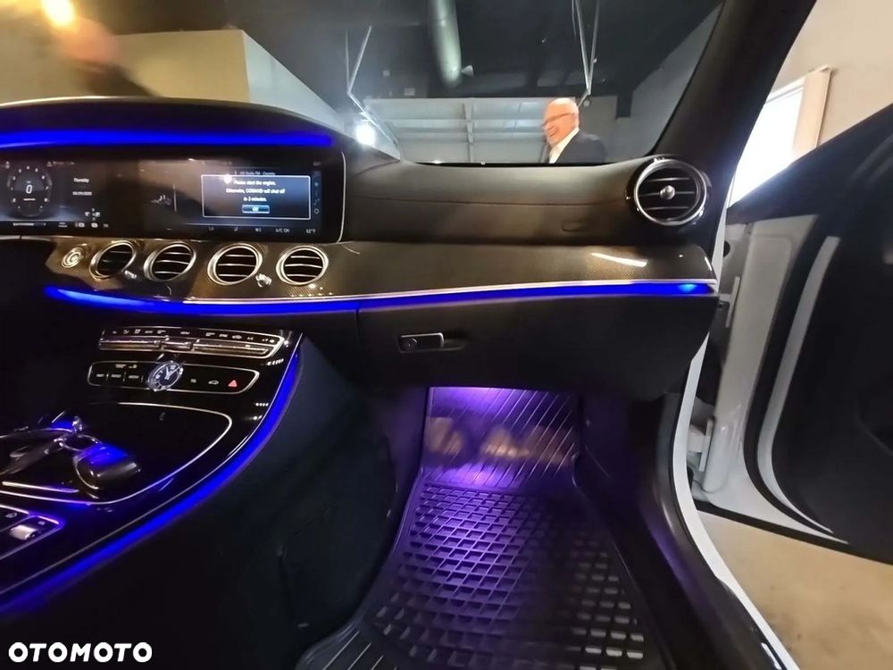 Mercedes-Benz Klasa E 43 AMG 4-Matic - 8