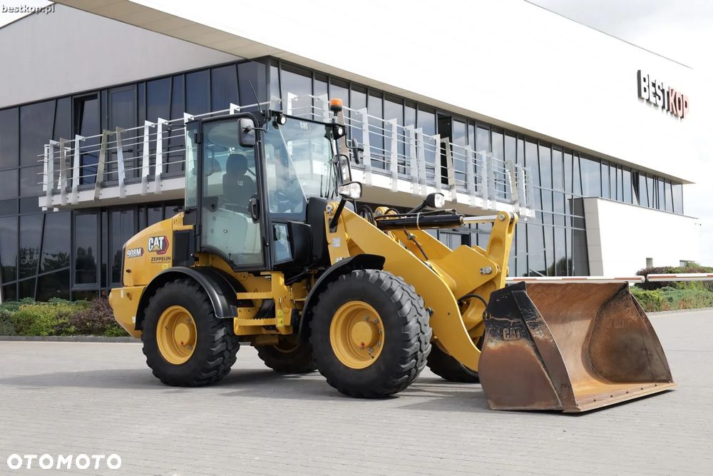 Caterpillar CAT 908M - 2