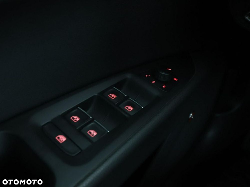 Seat Leon 2.0 TSI FR DSG - 35