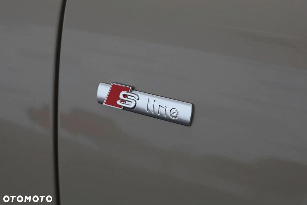 Audi A6 Sportback e-tron - 14