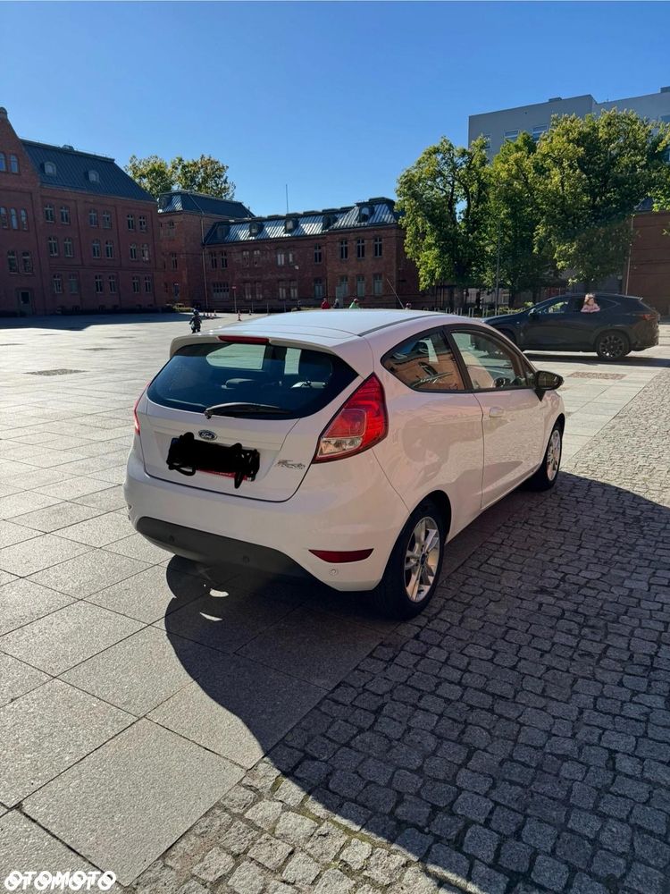 Ford Fiesta ver-1-5-tdci-sync-edition - 4