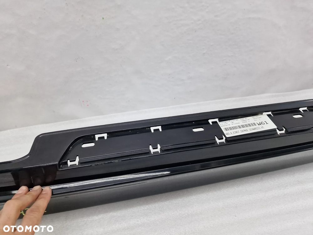 BMW E87 LIFT 07- PRAWA LISTWA PROGOWA PRZEDNIA PRZÓD / NAKŁADKA PROGU , NR 5177-7184354 / 7184354 , NR AUKCJI PR436 - 14