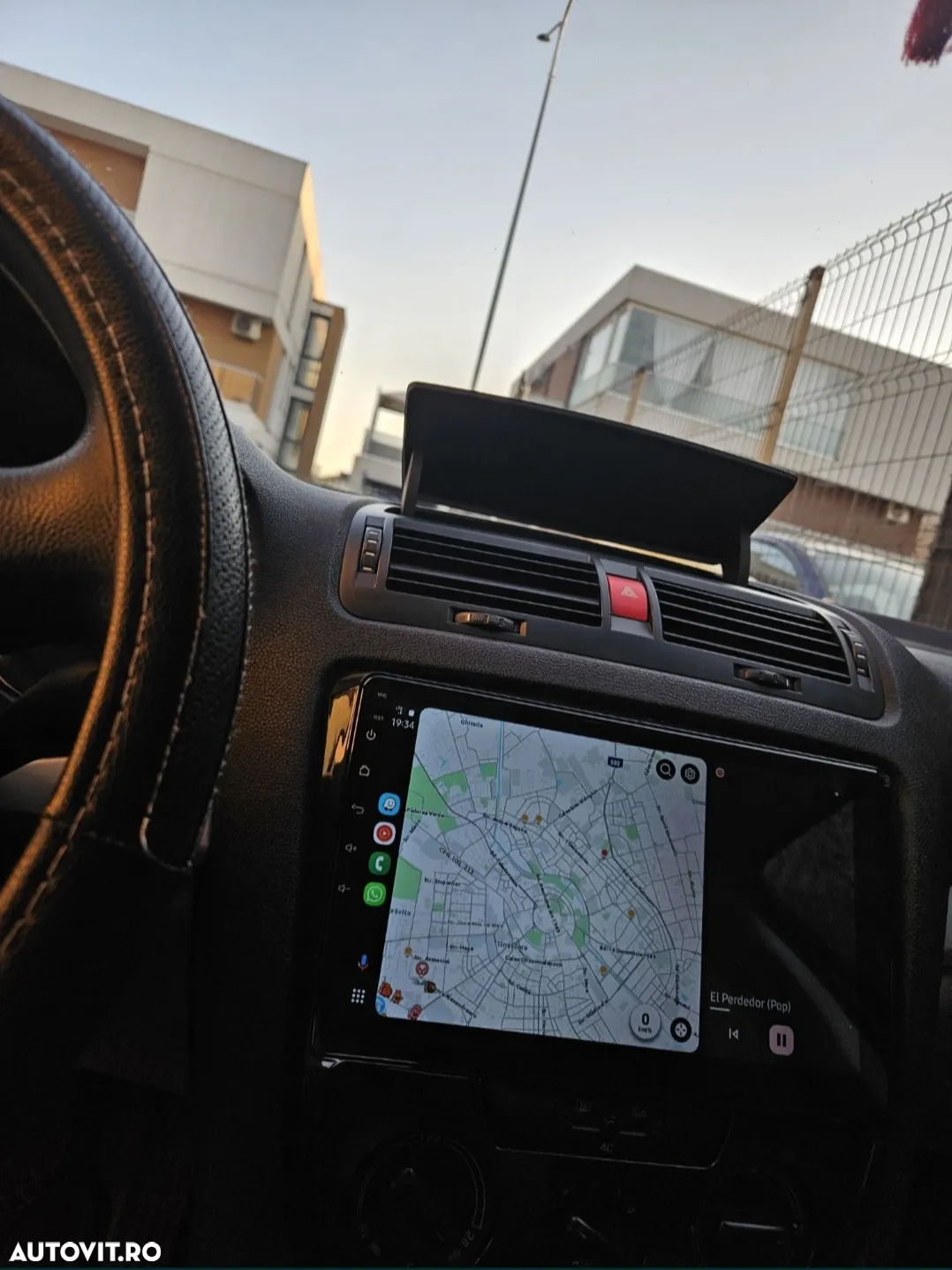 Skoda Octavia 1.6 Ambiente - 2