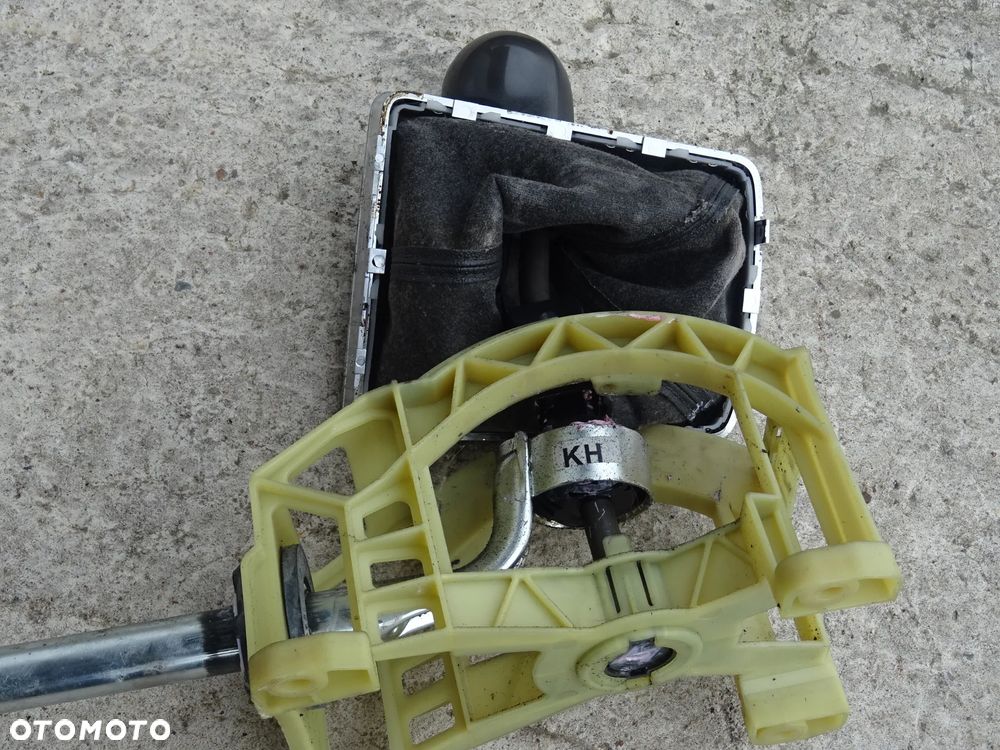 LEWAREK ZMIANY 5 BIEGÓW MECHANIZM GAŁKA DRĄŻEK OPEL ASTRA H 1,7 D 1,2 1,4 1,6 1,8 - 5