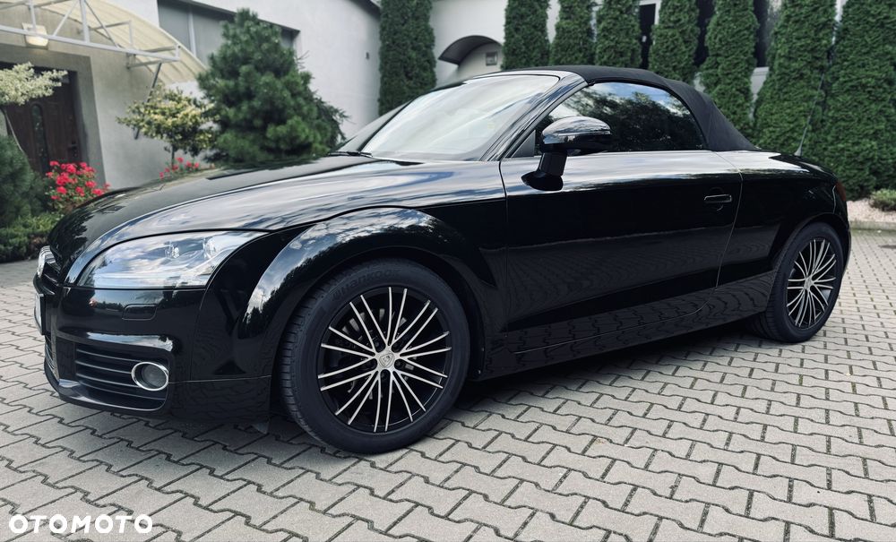 Audi TT Roadster - 2