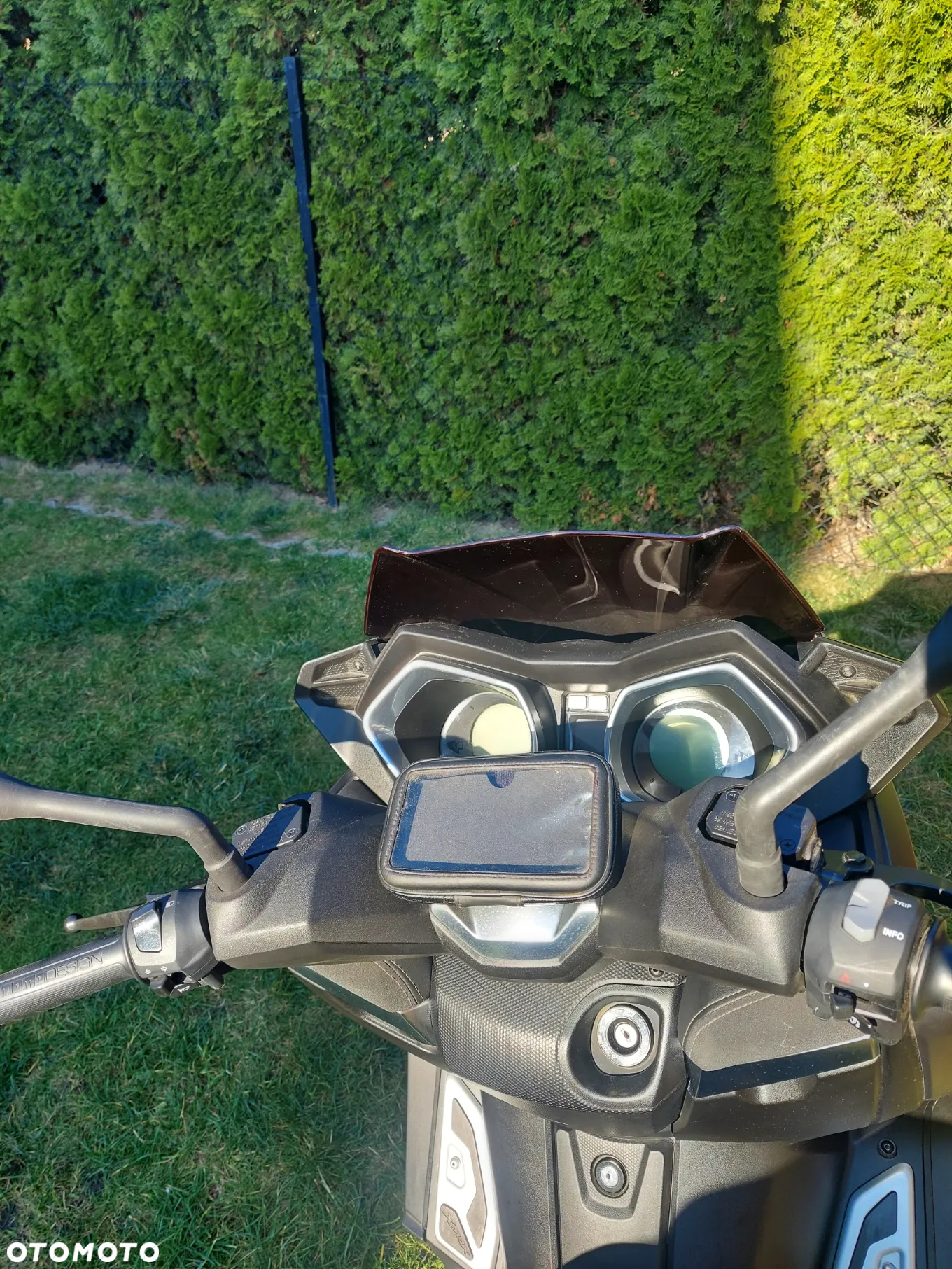 Yamaha X-max - 4