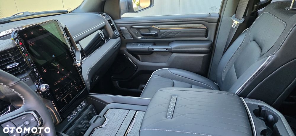Dodge RAM 5.7 4x4 - 20
