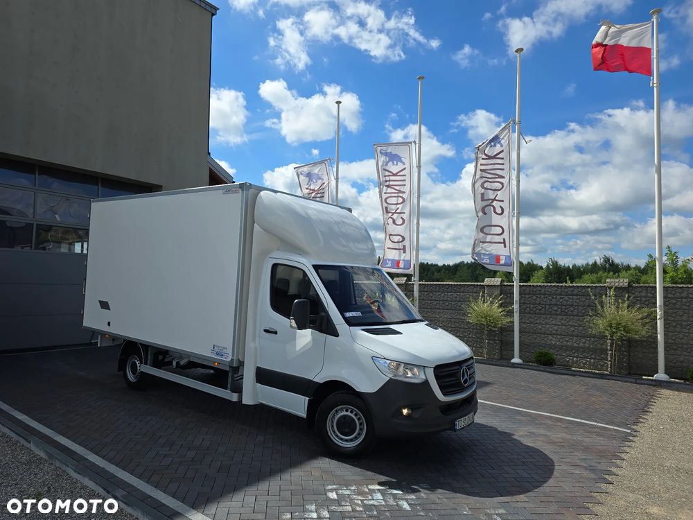 Mercedes-Benz SPRINTER 315 KONTENER 8-PALET NOWY NOWY NOWY 241Km na GWARANCJI do Wrzesień 2027r NAVI MBUX TEMPOMAT HALOGENY - 1