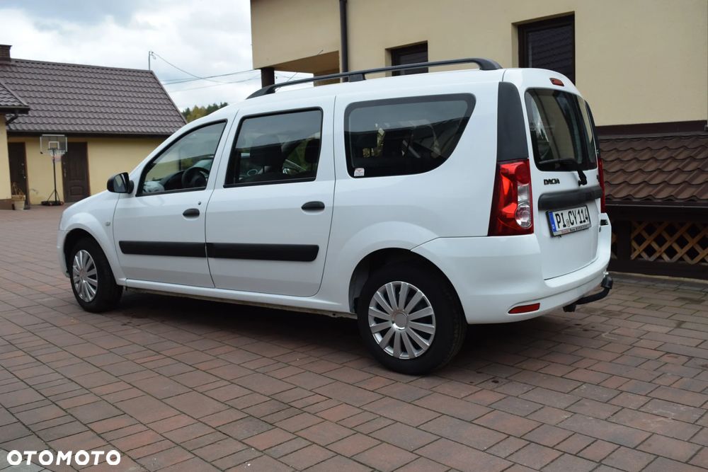 Dacia Logan MCV 1.4 - 8