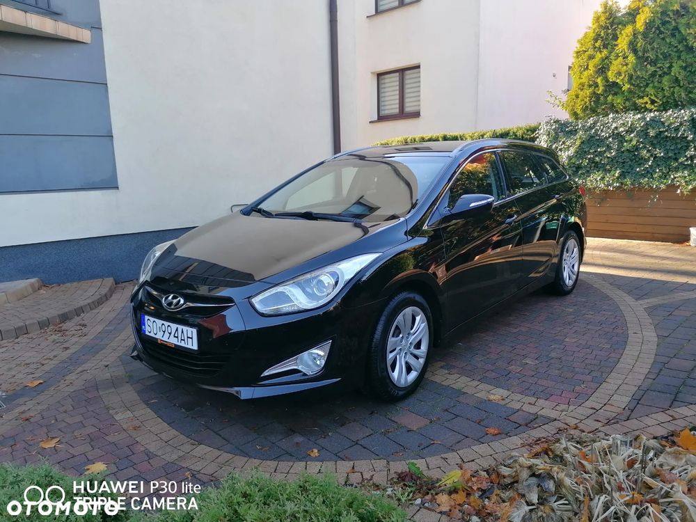 Hyundai i40 Kombi blue 1.6 Trend - 1