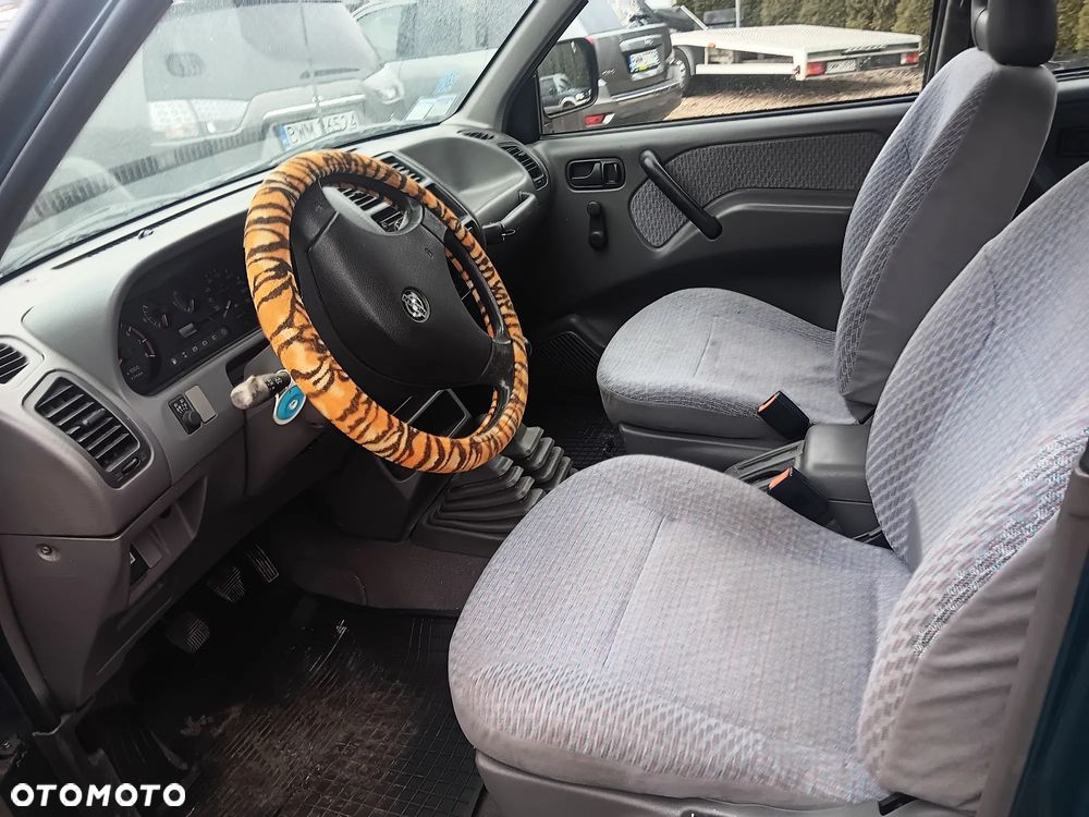 Suzuki Grand Vitara 1.6 Comfort - 36