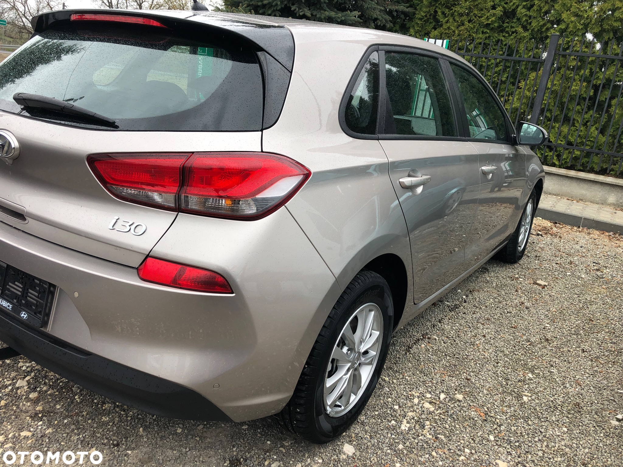 Hyundai i30 1.4 GO Plus - 10