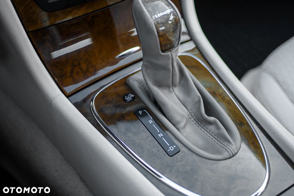 Mercedes-Benz Klasa E 200 Kompressor Automatik Elegance Sport Edition - 13