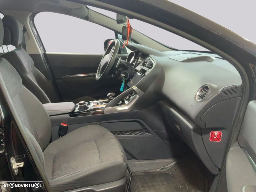 Peugeot 3008 2.0 HDi Hybrid4 - 8