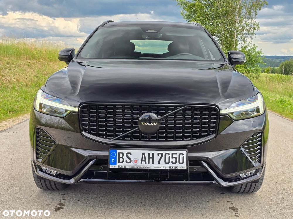 Volvo XC 60 B5 B AWD Plus Dark - 3