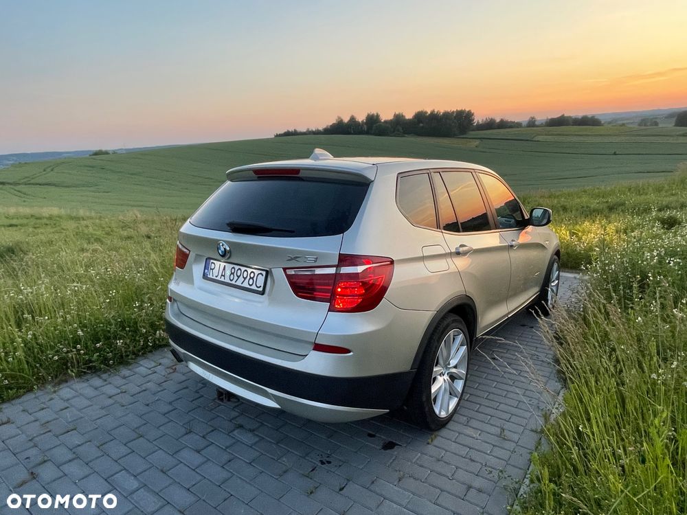 BMW X3 28i xDrive - 8