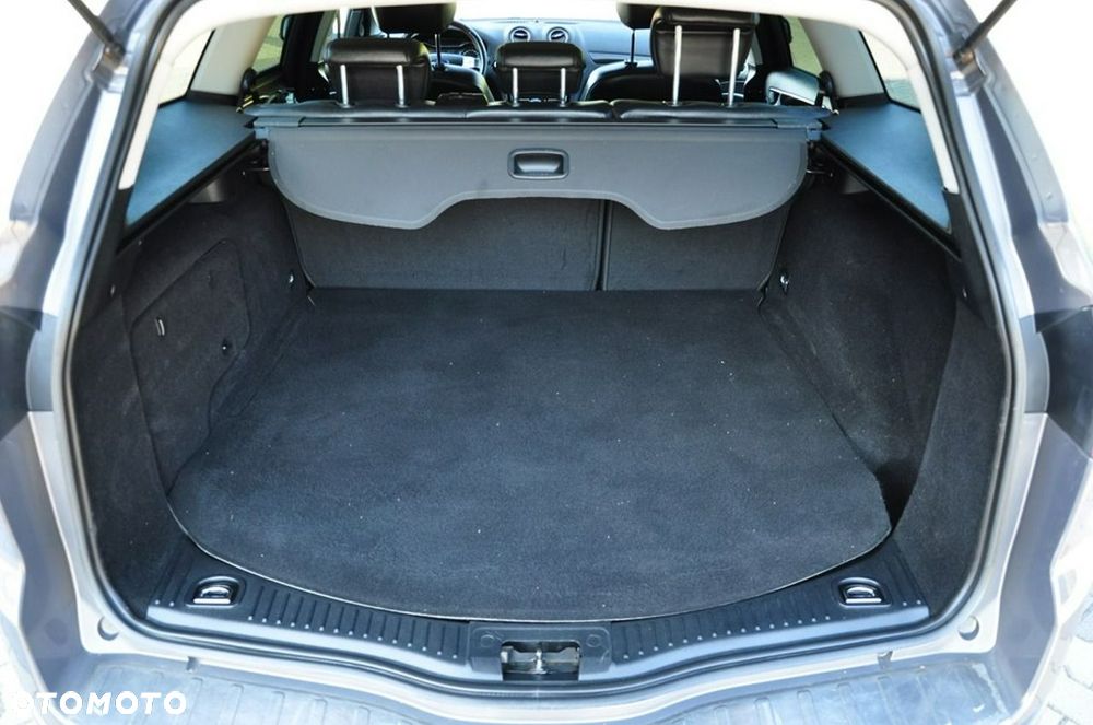 Ford Mondeo - 25