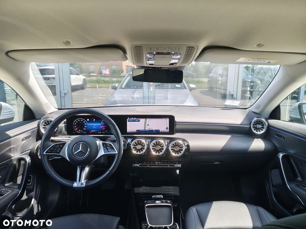 Mercedes-Benz CLA 180 mHEV Progressive 7G-DCT - 13