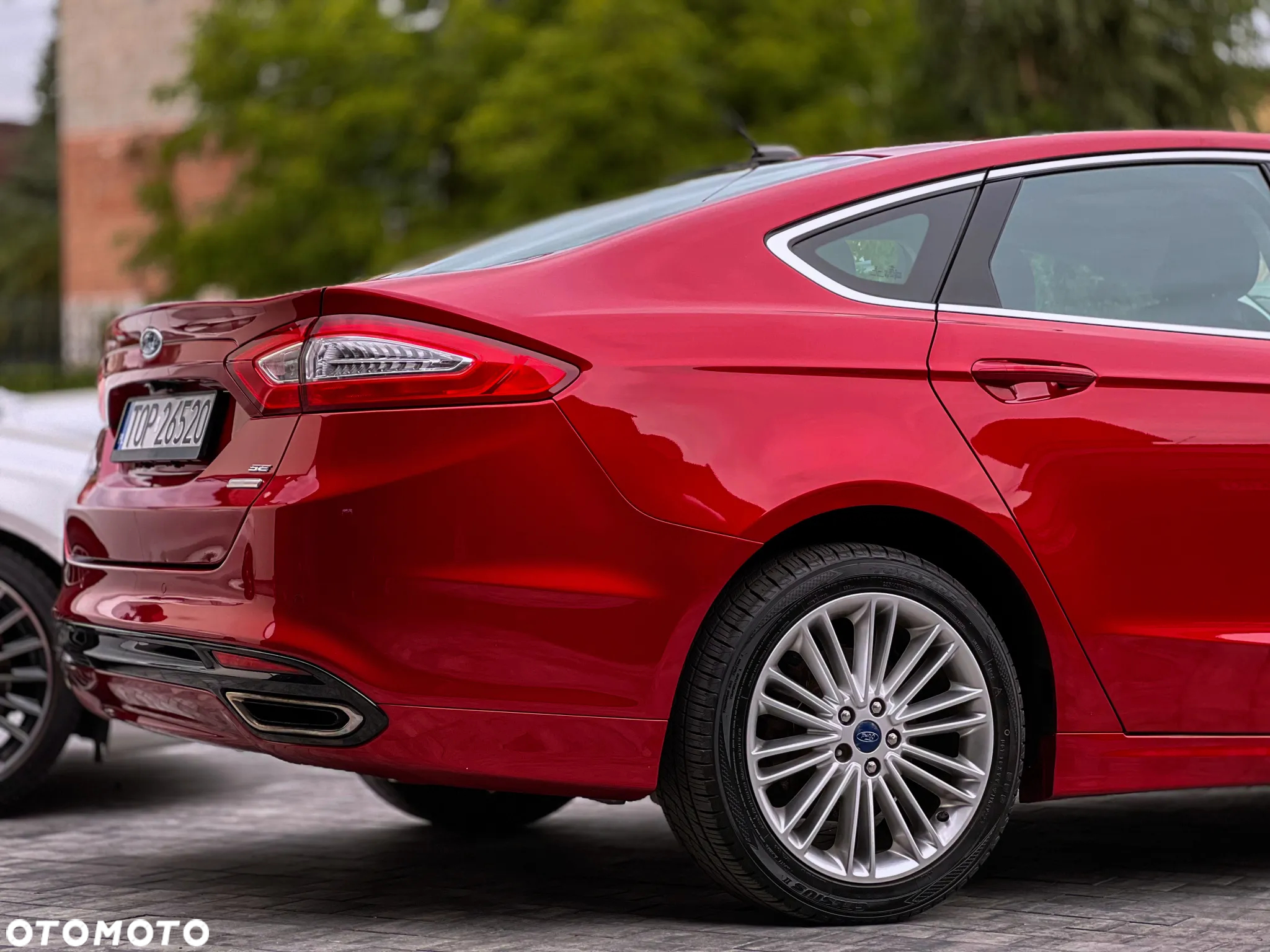 Ford Fusion 2.0 EcoBoost Titanium - 8