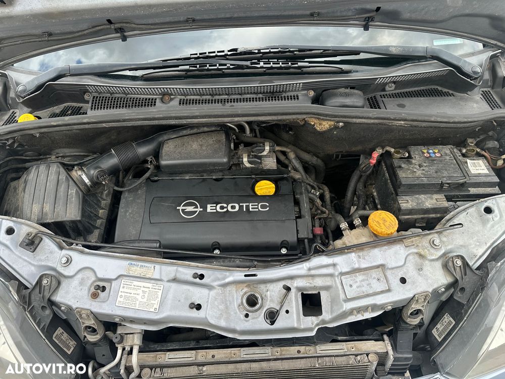 Opel Meriva 1.6i Essentia Easytronic - 12