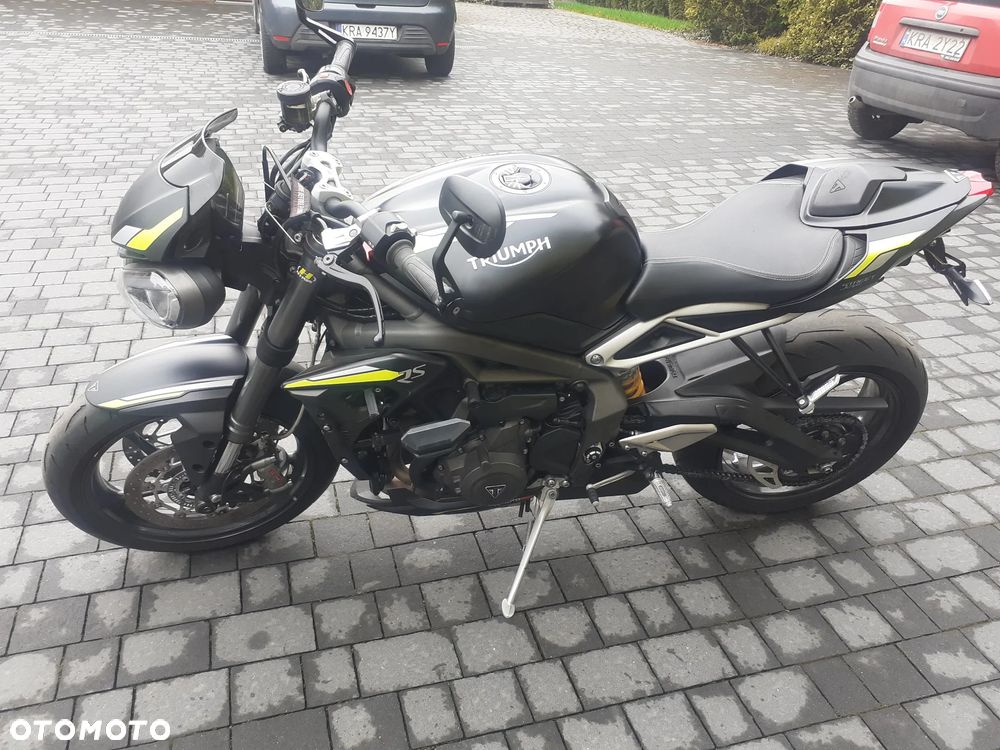 Triumph Street Triple - 5
